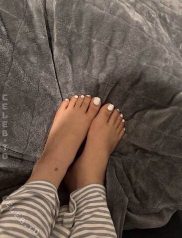deineeleyla nude photo 5