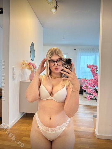 deineemilia nude photo 68