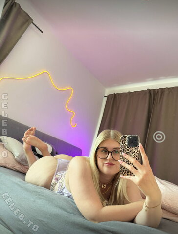 deineemilia nude photo 107