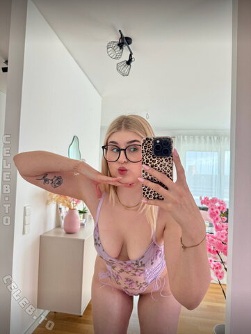 deineemilia nude photo 289