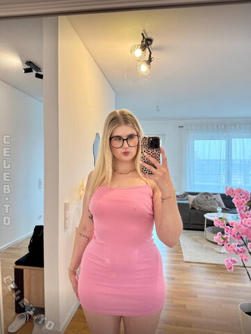 deineemilia nude photo 22