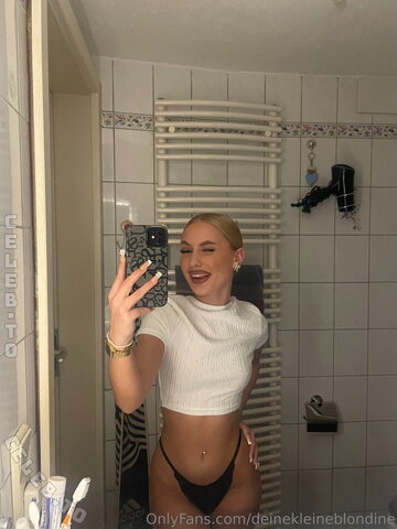 deinekleineblondine nude photo 40