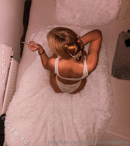 deinekleineblondine nude photo 21