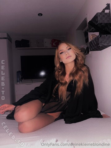 deinekleineblondine nude photo 16
