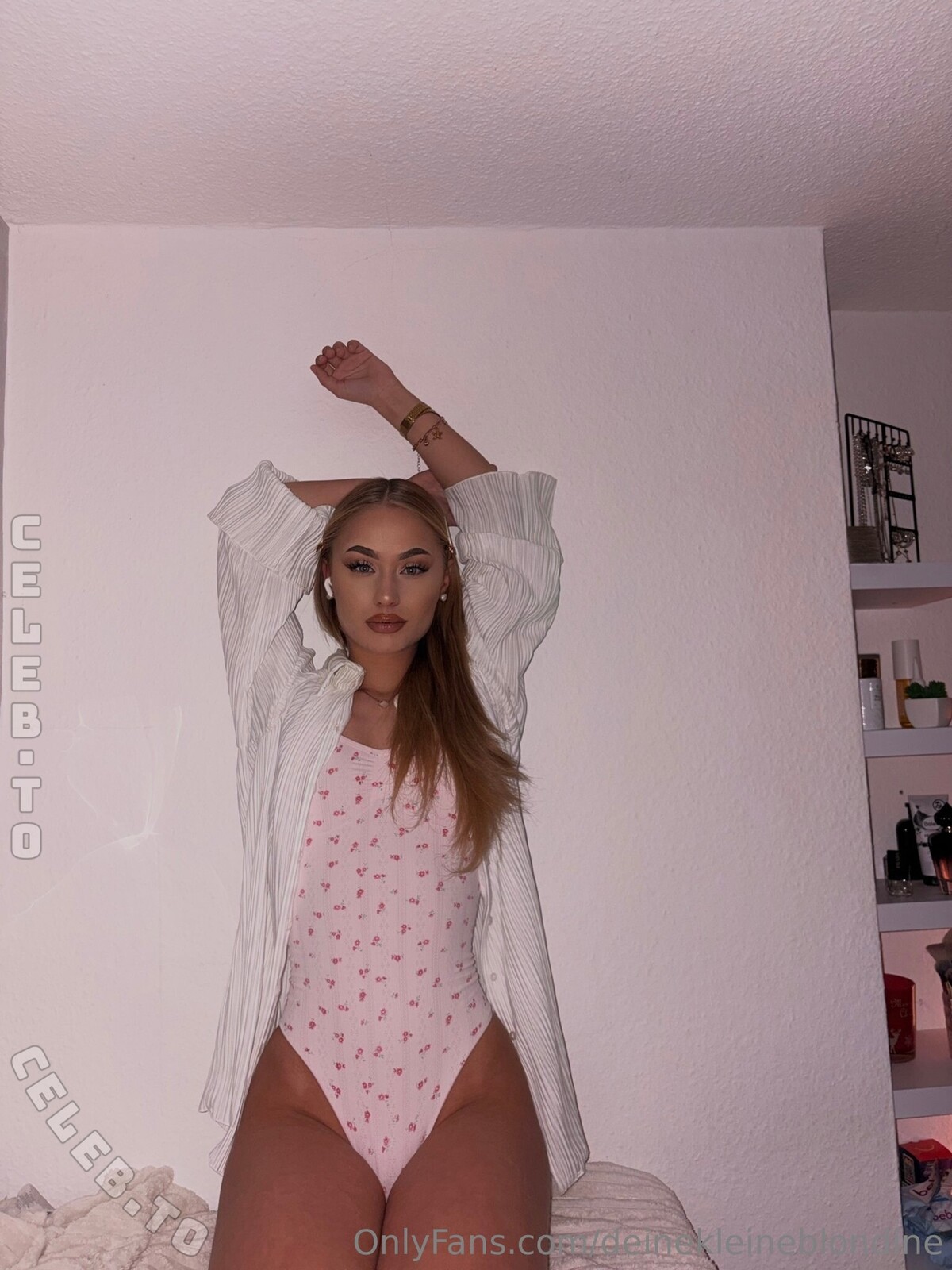 deinekleineblondine nude photo 3