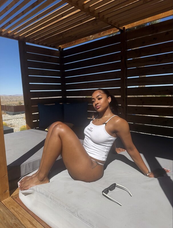 Deja Kelly nude photo 6