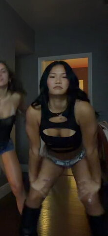 Delaney Park nude photo 70