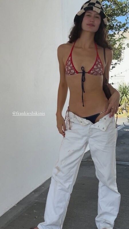 Delaney Rowe nude photo 12