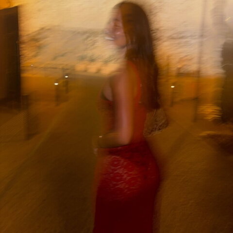 Delilah Saxena nude photo 6