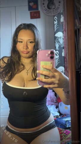 delscobain nude photo 47
