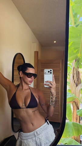 Demet Ozturk nude photo 125