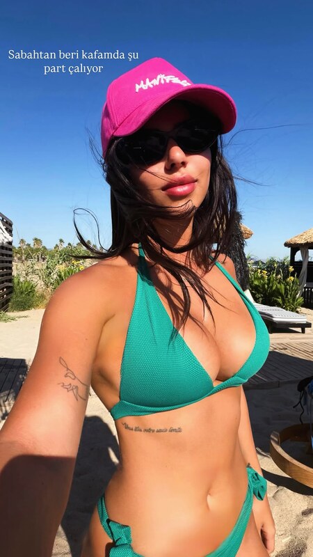 Demet Ozturk nude photo 54