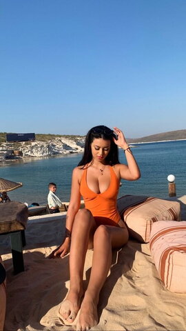 Demet Ozturk nude photo 56