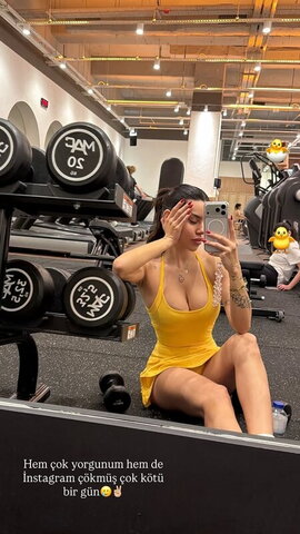 Demet Ozturk nude photo 44