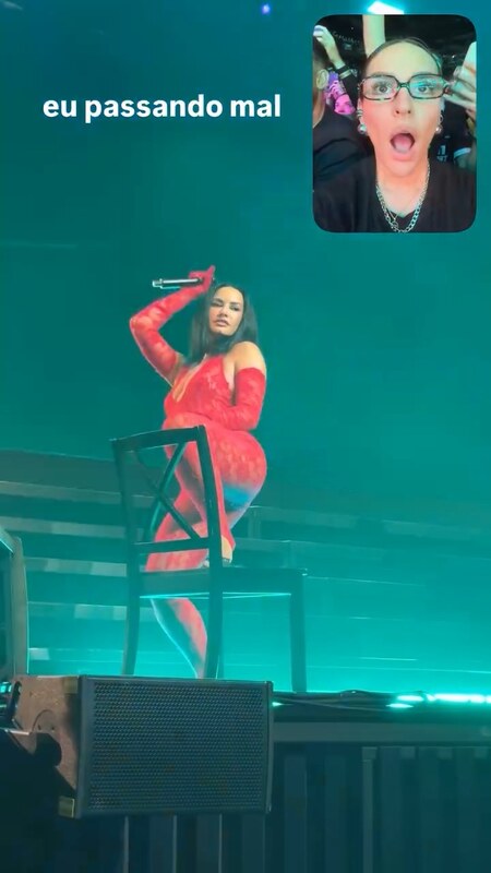 Demi Lovato nude photo 5