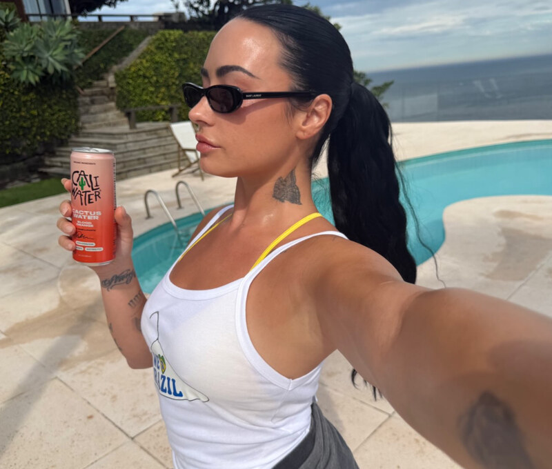 Demi Lovato nude photo 5