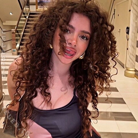 Demitra Kalogeras New (1 photo)