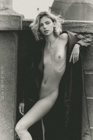 Deneb.dlm nude photo 69