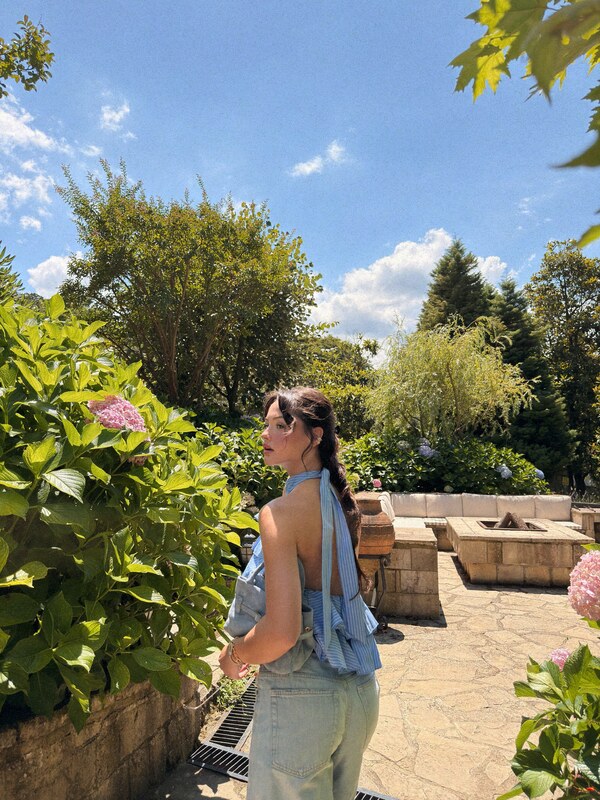 Derya Pınar Ak nude photo 3