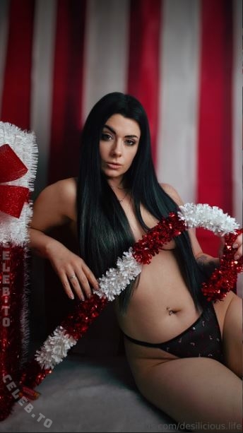 Desilicious.life nude photo 6