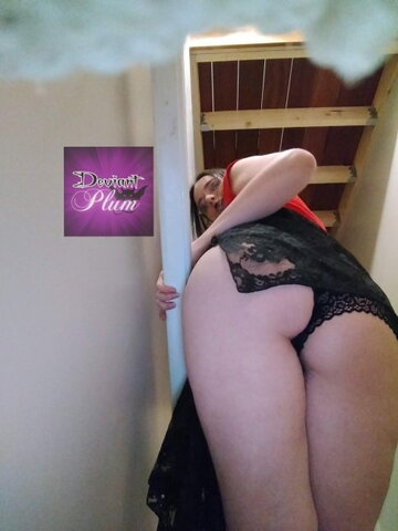 Deviant Plum nude photo 15