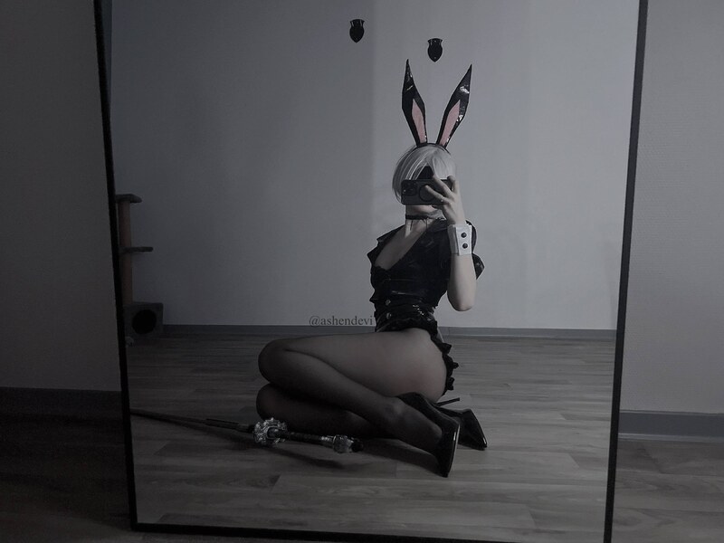 Devib1tch nude photo 1