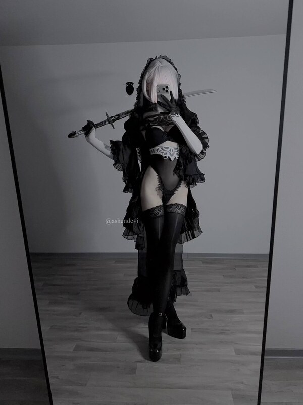 Devib1tch nude photo 6