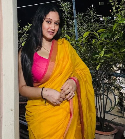 Devina Bose nude photo 25