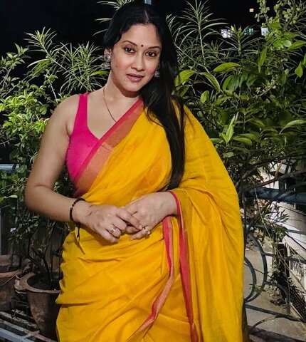 Devina Bose nude photo 24