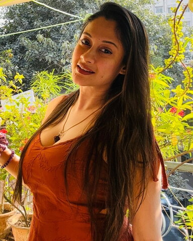 Devina Bose nude photo 19