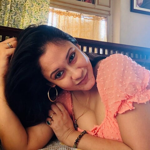 Devina Bose nude photo 6