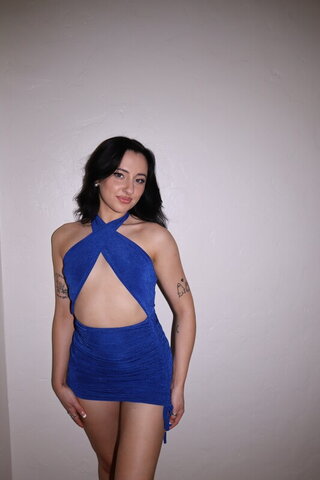 Devinevola nude photo 4