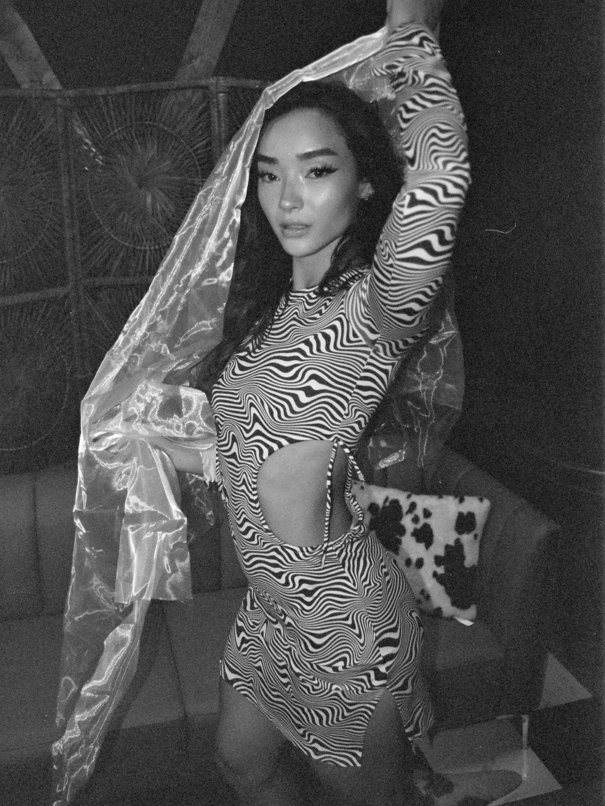 Devorah Ozburn nude photo 21