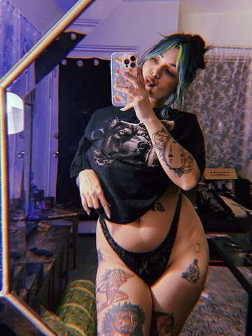 Diablaxdarling nude photo 2