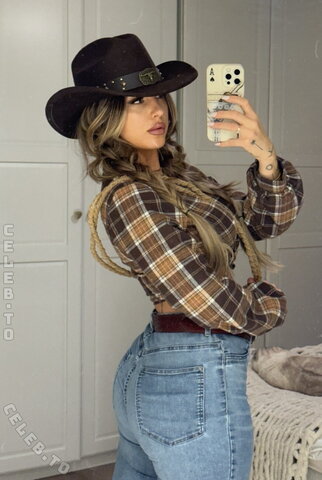 Diamondtearsx nude photo 24