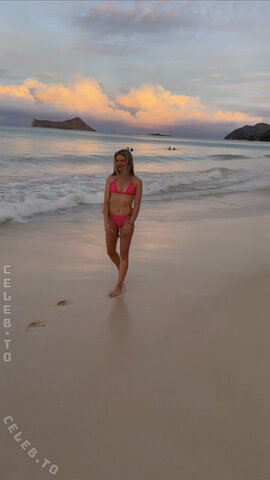 Diana Naborskaia nude photo 2