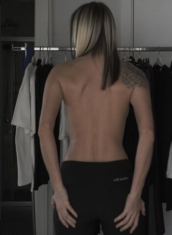 Didem Soydan nude photo 20