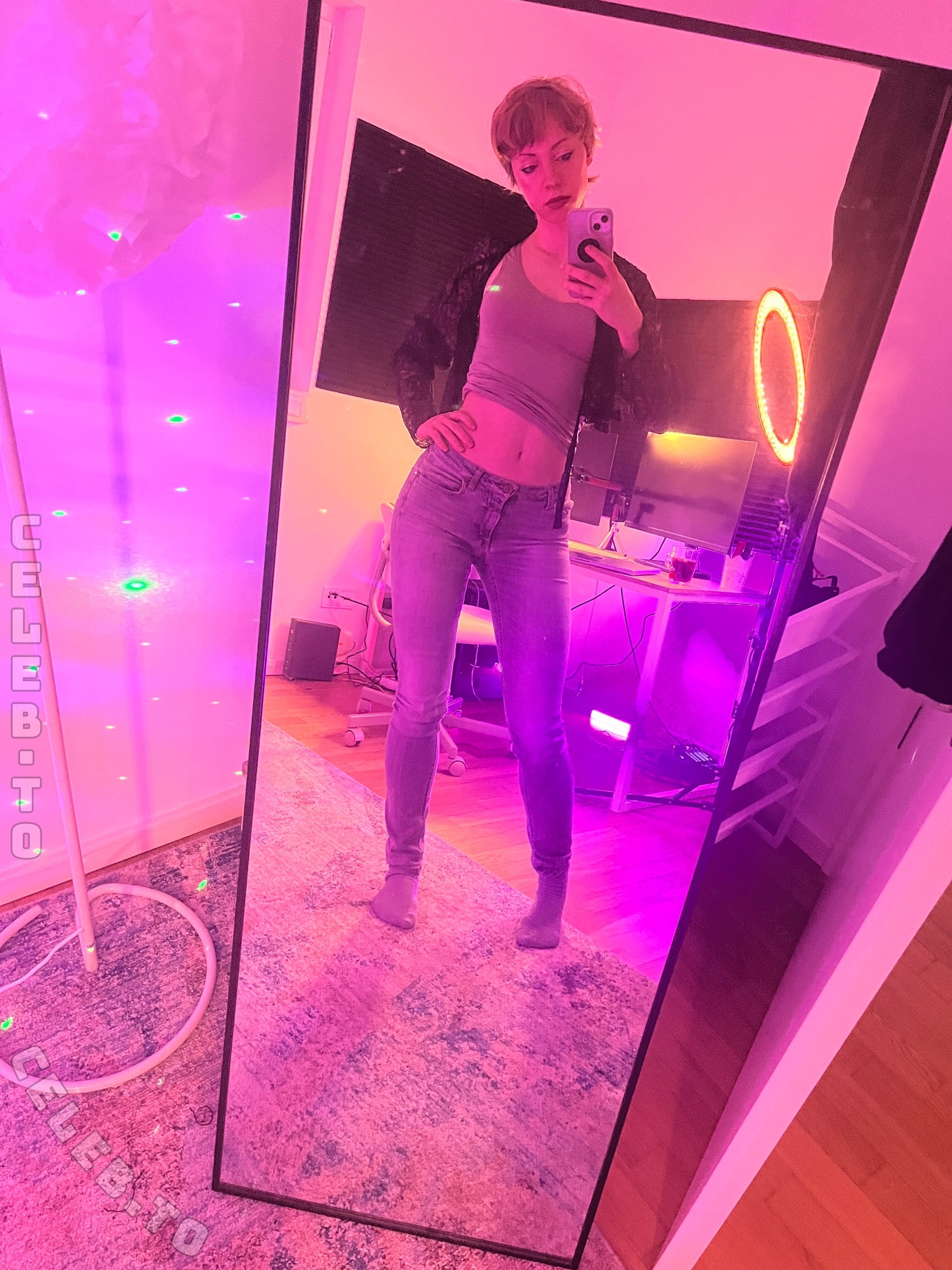 Die wilde Veganerin nude photo 1