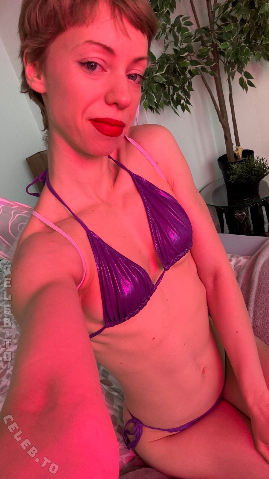 Die wilde Veganerin nude photo 6