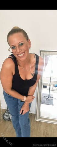 DieCaddl nude photo 8