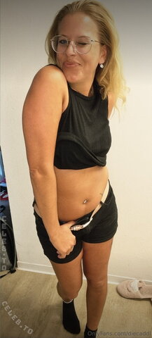 DieCaddl nude photo 16