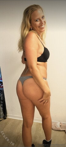 DieCaddl nude photo 6