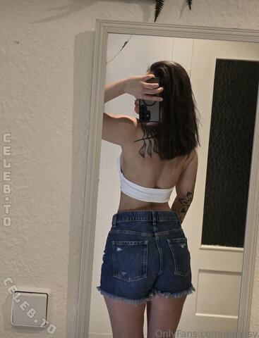 dielissy nude photo 27