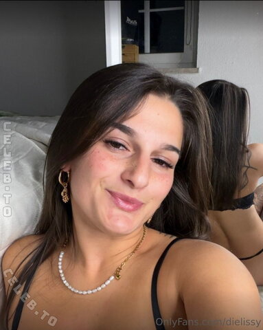 dielissy nude photo 1