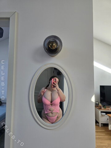 Dienaxkteanna nude photo 9