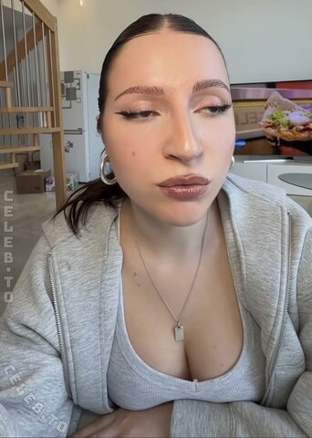 DieseJennii nude photo 5