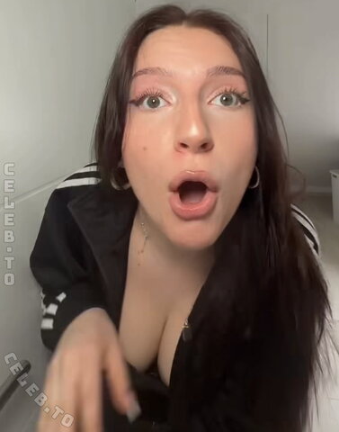 DieseJennii nude photo 3