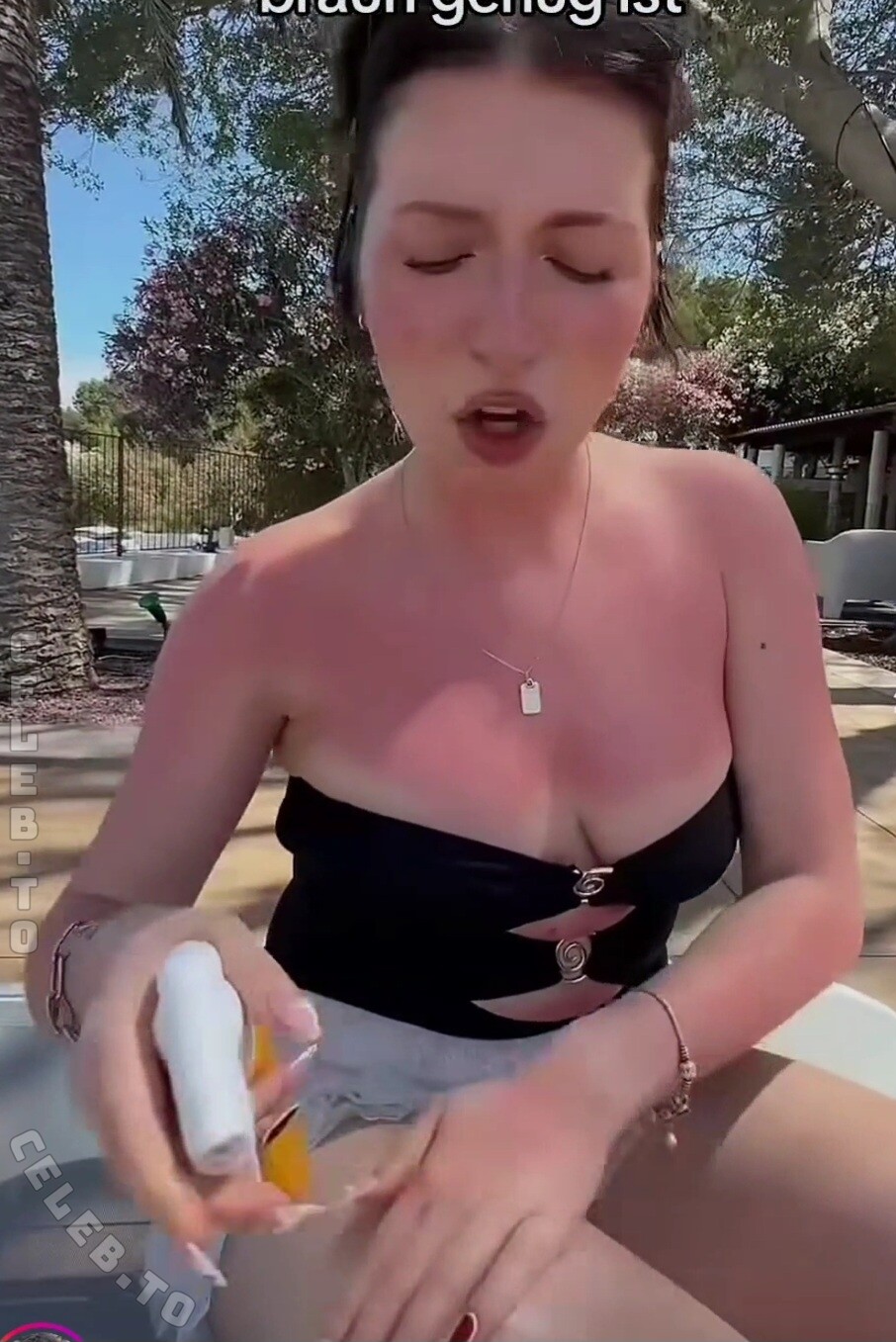 DieseJennii nude photo 3