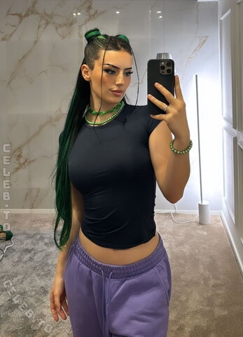 Dilaraa nude photo 30