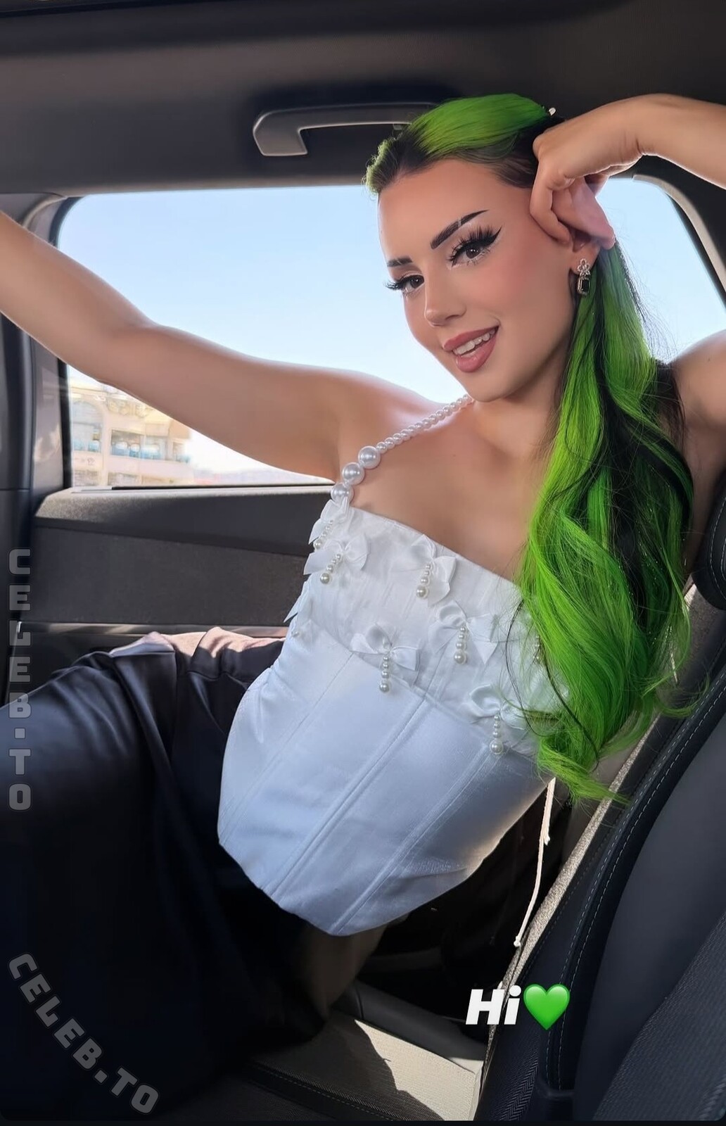 Dilaraa nude photo 3